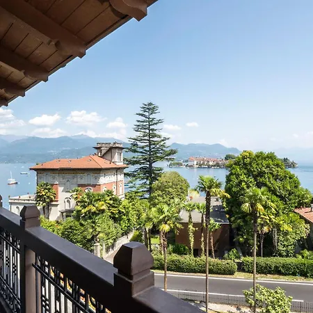 Cenzina, Davidia Stresa